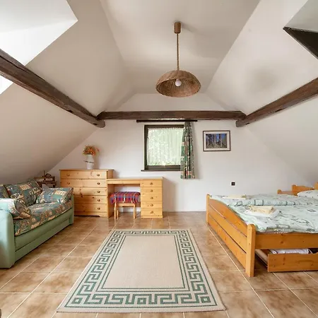 Prazdninovy Dom Eliska***