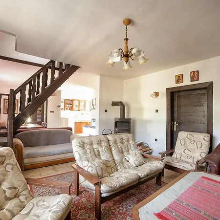 Prazdninovy Dom Eliska*** * Rajecka Lesna